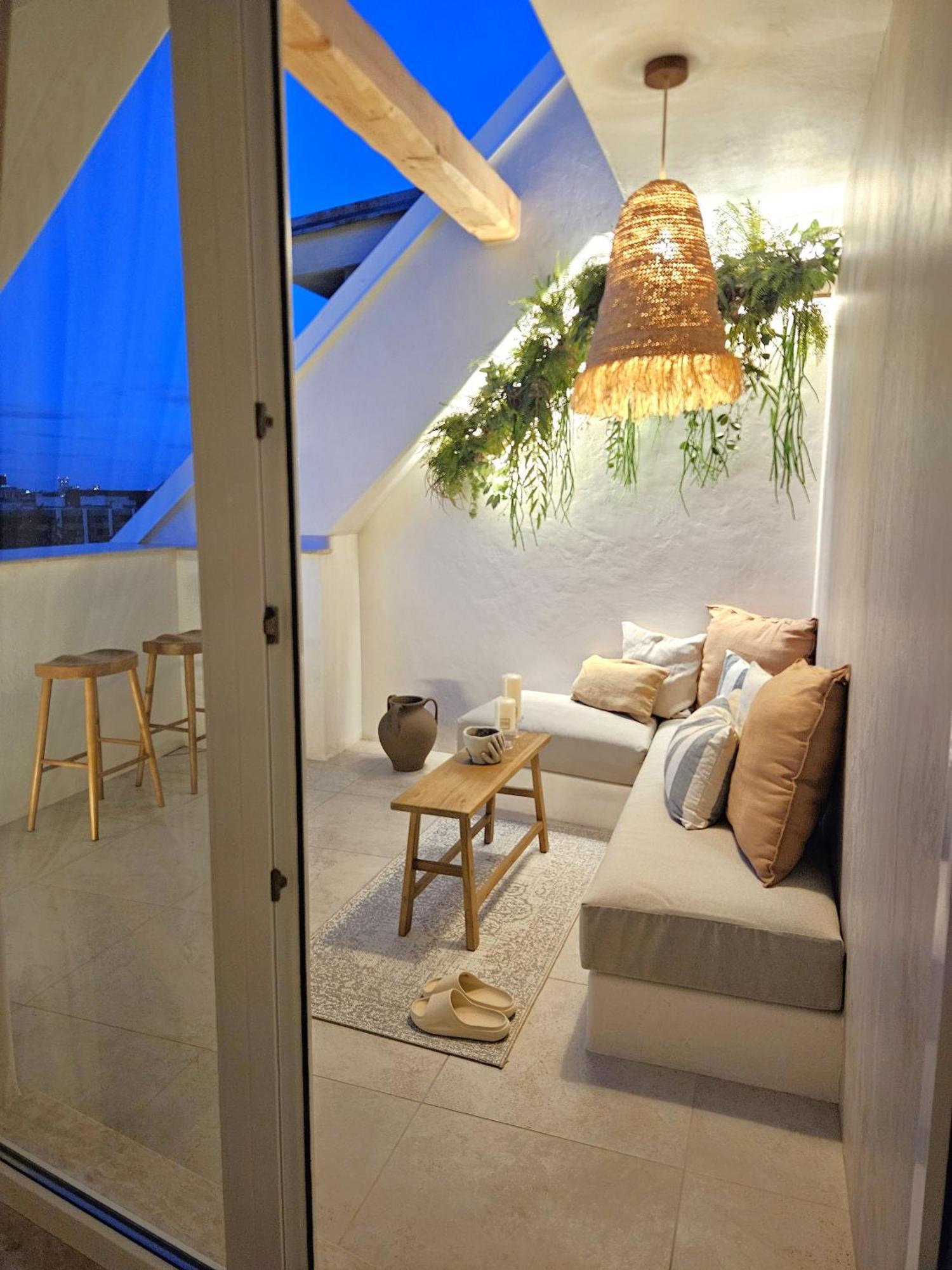 New Design Top-Class Suite Next To The Castle-Free Parking-Terrace Bratislava Eksteriør billede