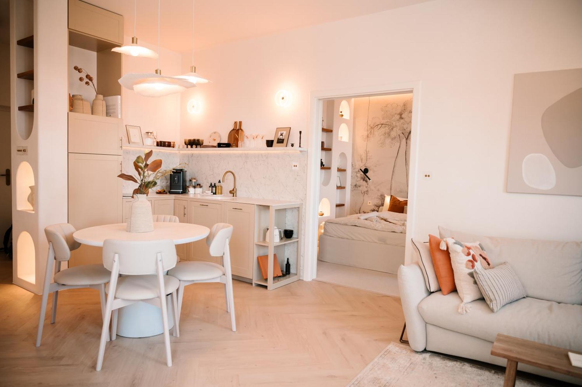 New Design Top-Class Suite Next To The Castle-Free Parking-Terrace Bratislava Eksteriør billede